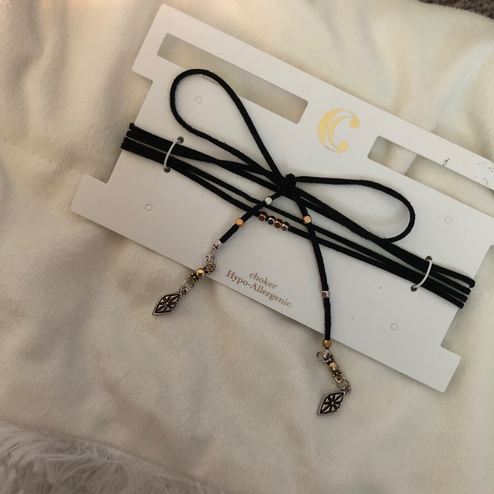 💖NWT Choker